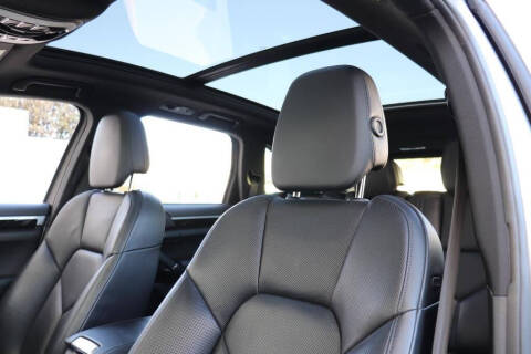 2018 Porsche Cayenne S