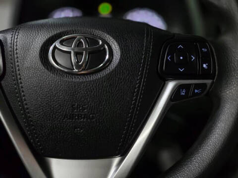 2020 Toyota Sienna LE 7-Passenger