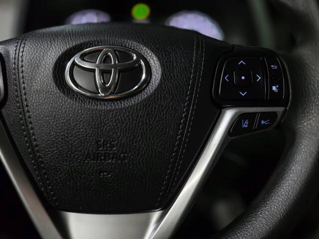 2020 Toyota Sienna LE 7-Passenger