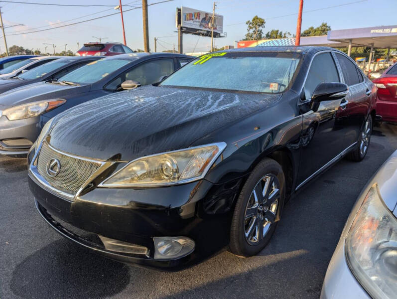 2011 Lexus ES 350's photo