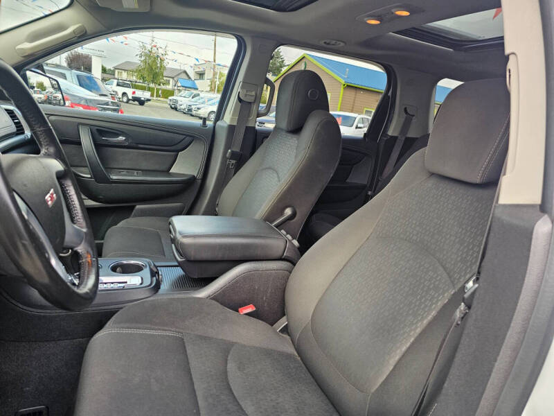 2016 GMC Acadia SLE-2