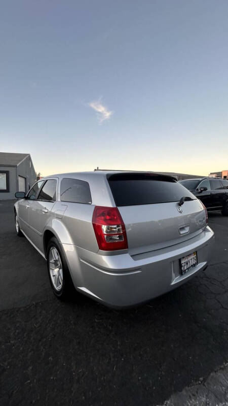 2006 Dodge Magnum SXT