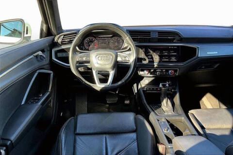 2019 Audi Q3 quattro S line Prem Plus 45 TFSI