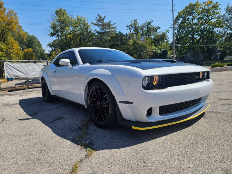 2020 Dodge Challenger R/T's photo