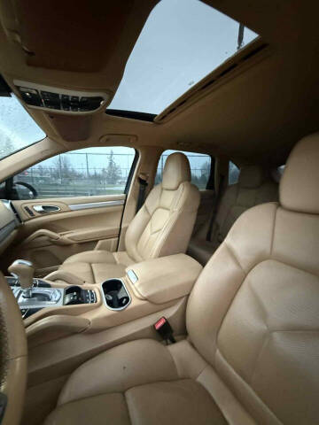 2011 Porsche Cayenne S