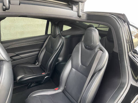 2022 Tesla Model X Plaid