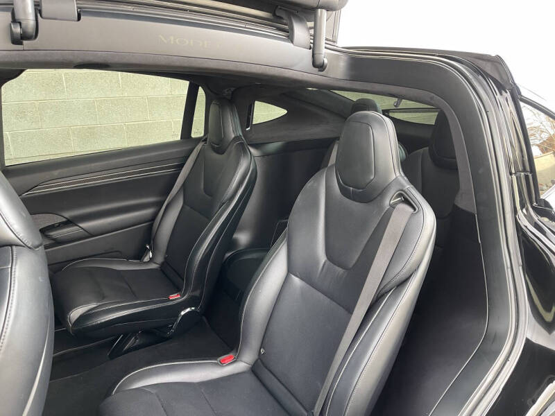 2022 Tesla Model X Plaid