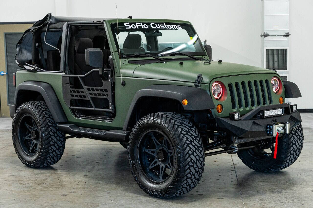 2013 JEEP Wrangler SUV / Crossover - $24,999