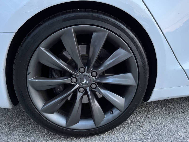 2016 Tesla Model S 75D