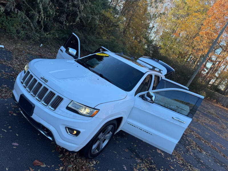 2014 Jeep Grand Cherokee Overland photo 22