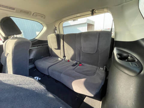 2017 Nissan Armada SV