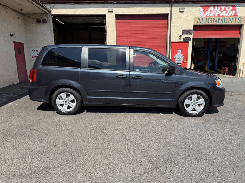 2013 Dodge Grand Caravan SE