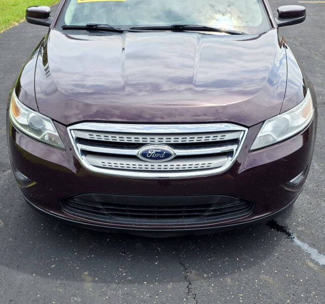 2011 Ford Taurus SEL