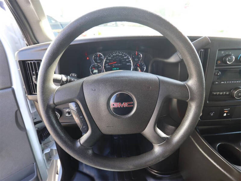 2024 GMC Savana 2500