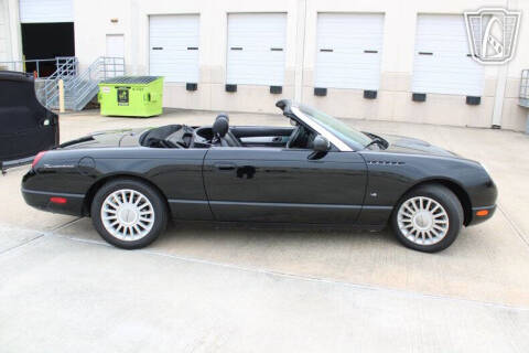 2004 Ford Thunderbird Deluxe