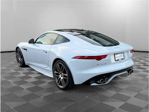 2017 Jaguar F-TYPE R