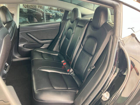 2020 Tesla Model 3 Standard Range Plus