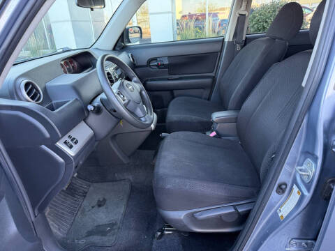 2009 Scion xB