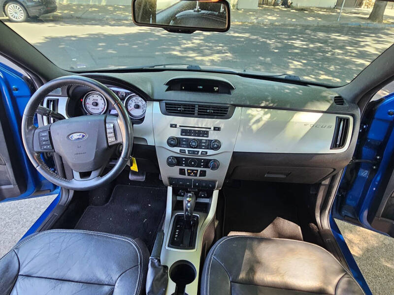 2011 Ford Focus SEL