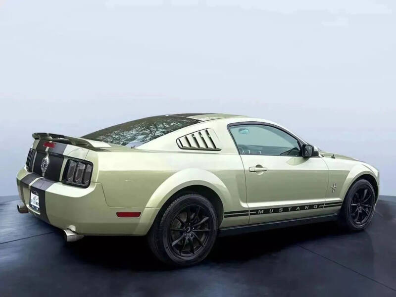 2005 Ford Mustang V6 Premium