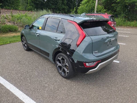 2023 Kia Niro SX