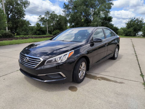 2016 Hyundai Sonata for sale at Mr. Auto in Hamilton OH