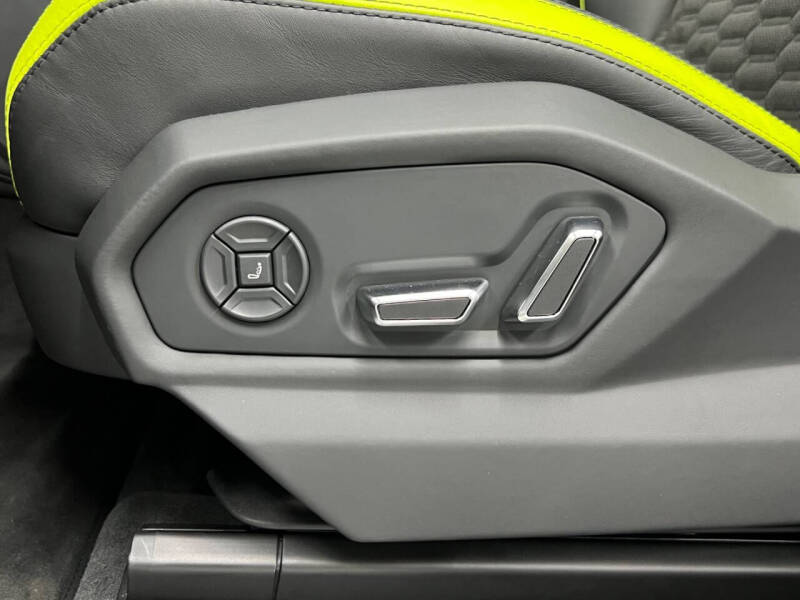 2022 Lamborghini Urus