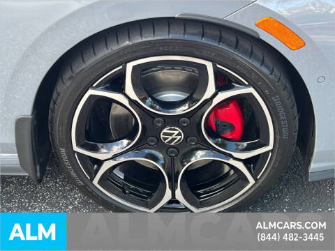 2025 Volkswagen Golf GTI Autobahn