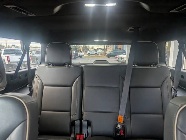 2022 GMC Yukon XL SLT