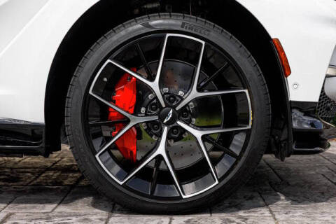 2025 Aston Martin DBX 707