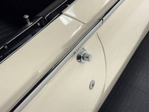 1961 Ford Thunderbird