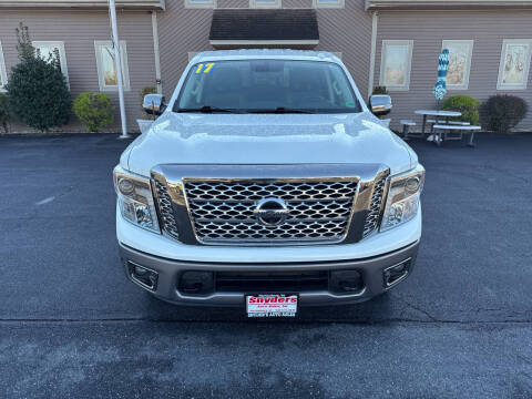 2017 Nissan Titan Platinum Reserve