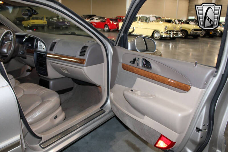 1999 Lincoln Continental