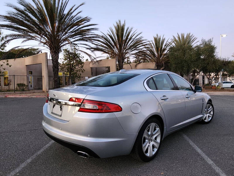 2010 Jaguar XF