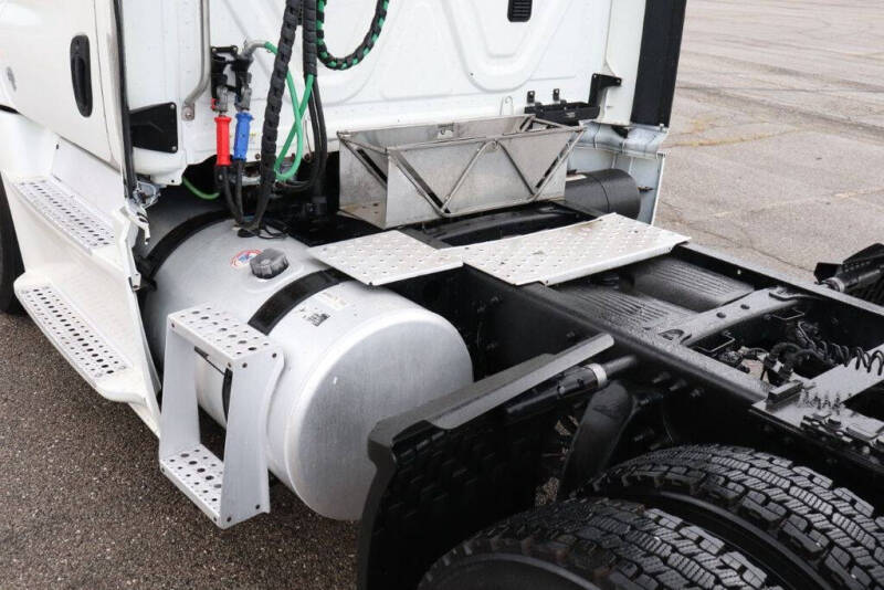 2014 Freightliner Cascadia