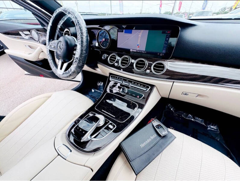 2019 Mercedes-Benz E-Class E 300