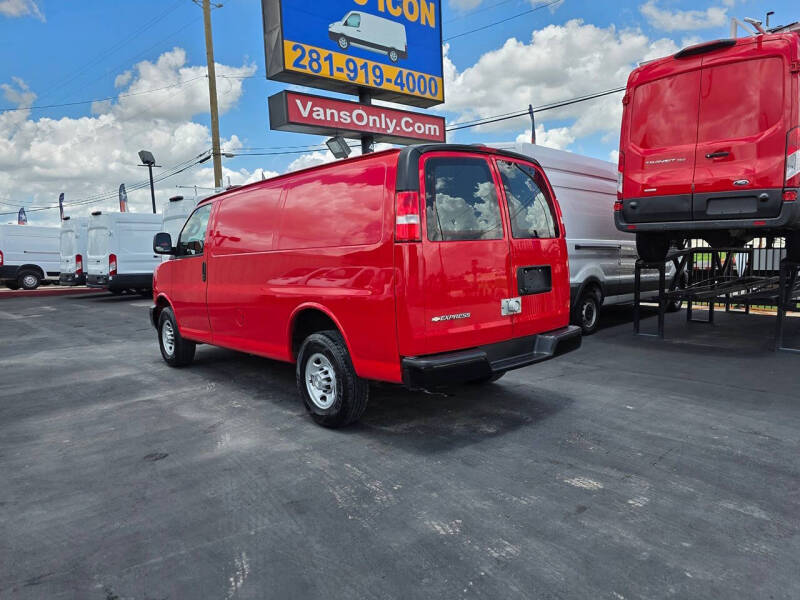 2021 Chevrolet Express 2500