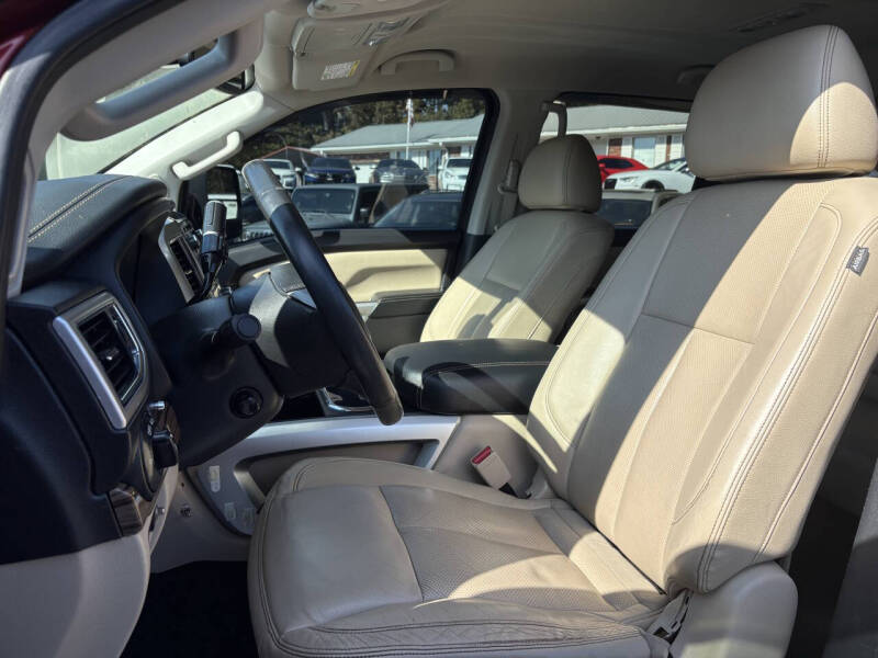 2016 Nissan Titan XD SL