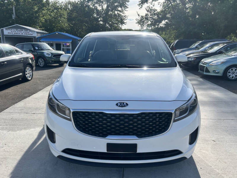 2016 Kia Sedona L