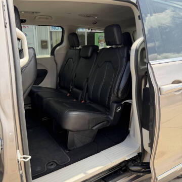 2018 Chrysler Pacifica Touring L