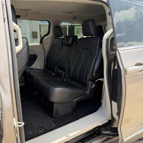 2018 Chrysler Pacifica Touring L