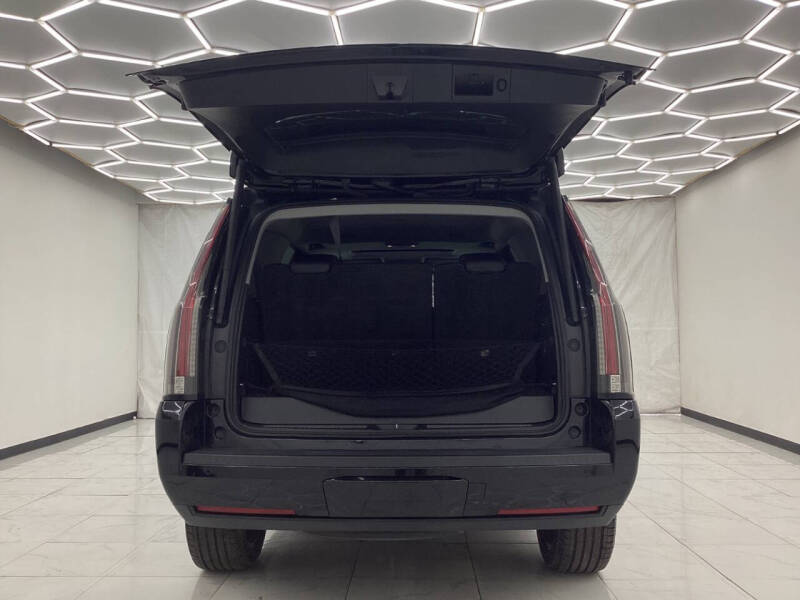 2017 Cadillac Escalade Luxury