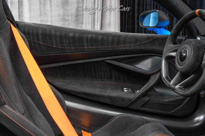 2022 McLaren 765LT Spider