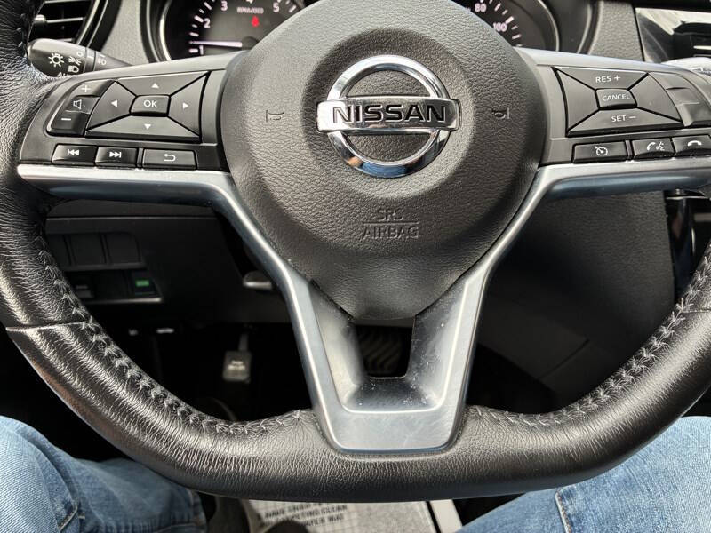 2017 Nissan Rogue Sport SV