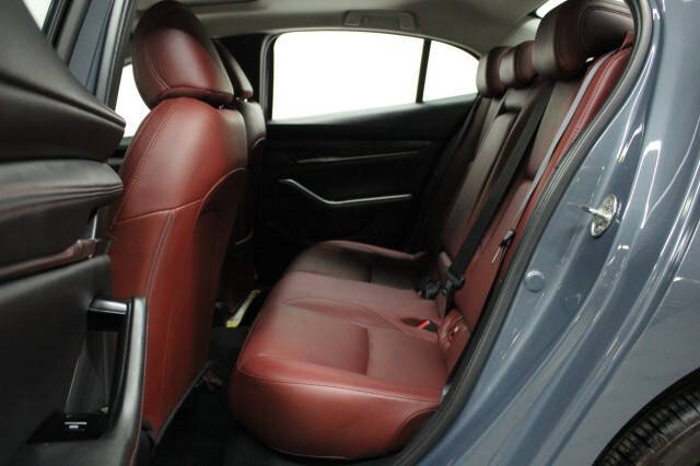 2024 Mazda Mazda3 Sedan 2.5 S Carbon Edition