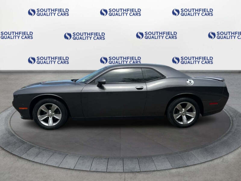 2019 Dodge Challenger SXT