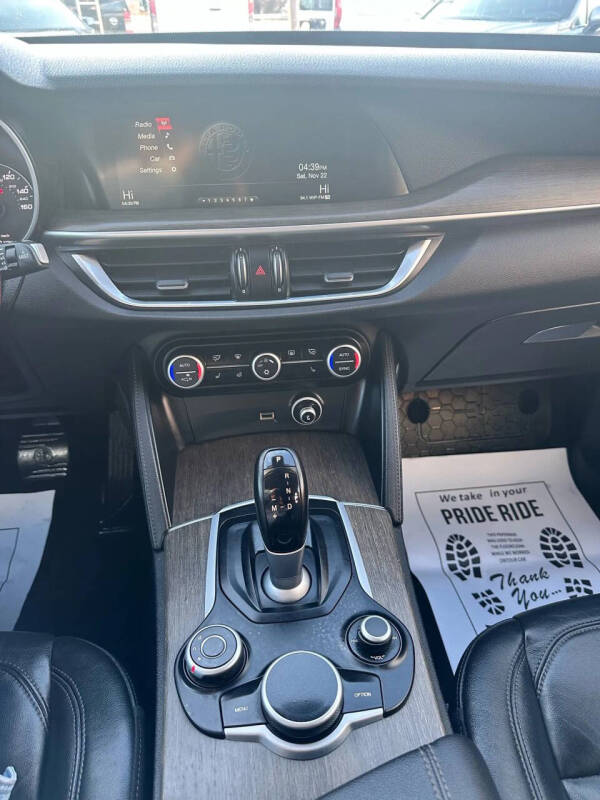 2018 Alfa Romeo Stelvio Ti