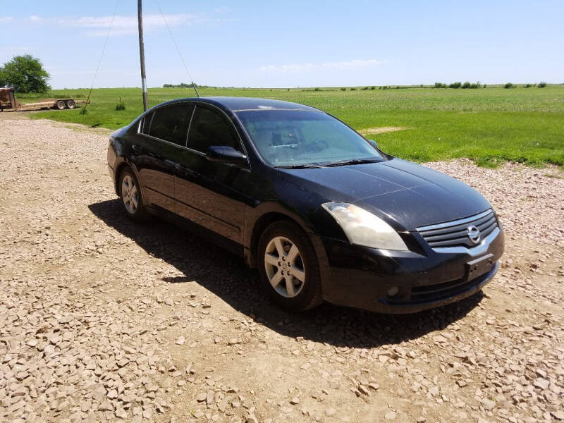 2008 Nissan Altima for sale at B&M Auto Sales and Service LLP in Marion SD