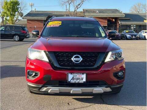 2020 Nissan Pathfinder for sale at Carros Usados Fresno in Clovis CA