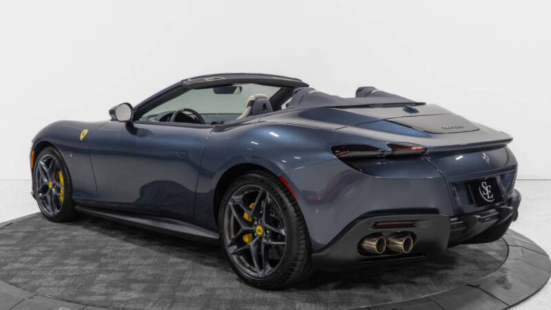 2025 Ferrari Roma Spider